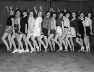 Chorus line from left, Val Howells, Olga Nicholson, 6th: Peggy Le Claire (cousin); 7th: Eileen Williams, 8th: Mary Le Claire and 9th, Josie Gibbon.