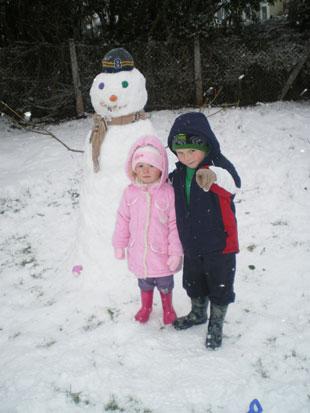 Shaun & Chloe Hendrickson, Gaer, Newport with Frosty the Snowman