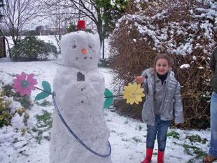 Maddsion Sutton with her snowman.