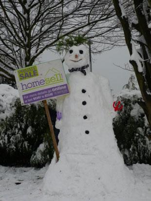 Howells family Snowman from  Taliesin Close Rogerstone