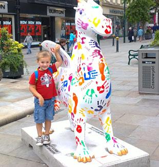 Pic: Morgan Stones aged 4 enjoying the Dragon trail from Ceri Phillips
Number 35 Grymuso
Artist:  Newport Womens Aid
Location: Commercial Street
