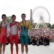 BRONZE: Geraint Thomas, left, with winner Alex Dowsett and silver medalist Rohan Dennis