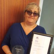 Sarah Gibbs with her Diabetes UK Cymru Inspire Award