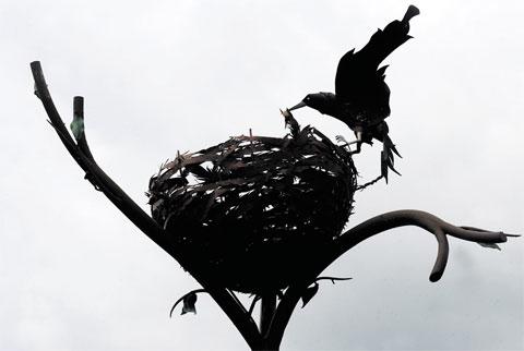 SCULPTURE: The Crow's Nest, Llanyrafon, Cwmbran.
