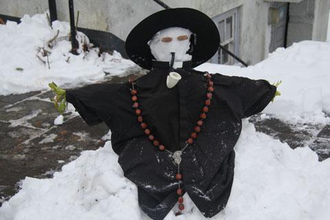Building a snow priest in Newbridge! From Simon Paine