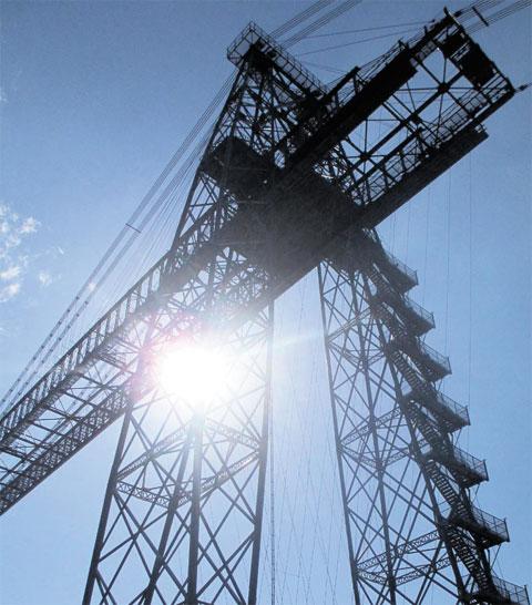 LANDMARK: This picture
of the Transporter
Bridge in the sunshine
was sent in by reader
Lyndon Marshall