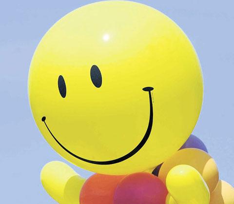 ALL SMILES: Don’t worry be happy, balloons at Pontypool Carnival WL_11186