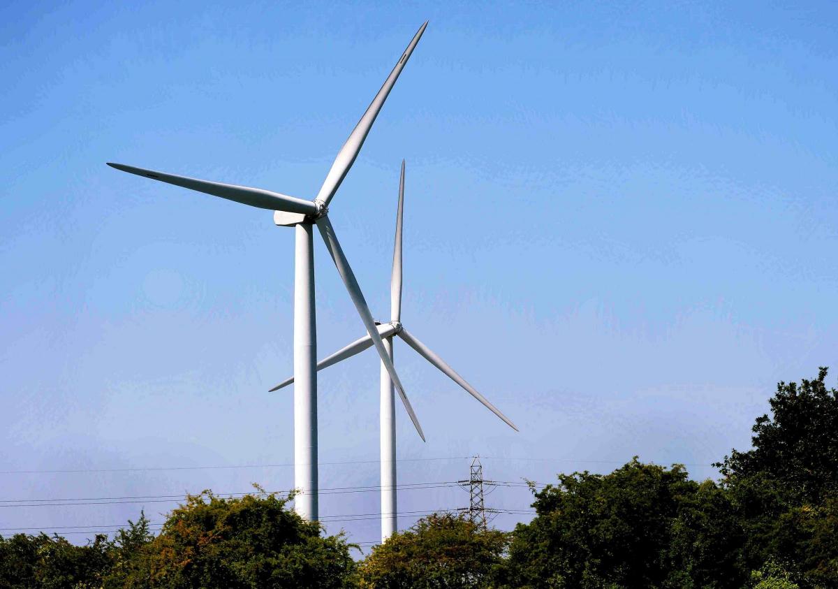 @southwalesargus PIC OF THE DAY 02.09.13: Wind turbine in Nash Pic: Mike Lewis