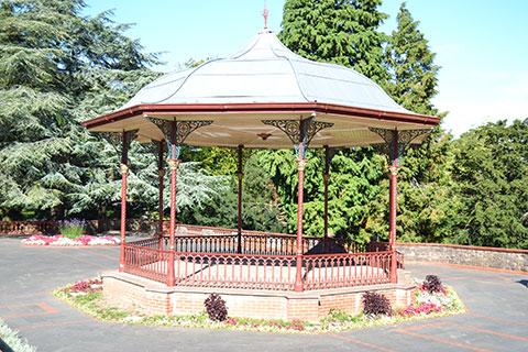 Bellevue Park bandstand by Lee Aston