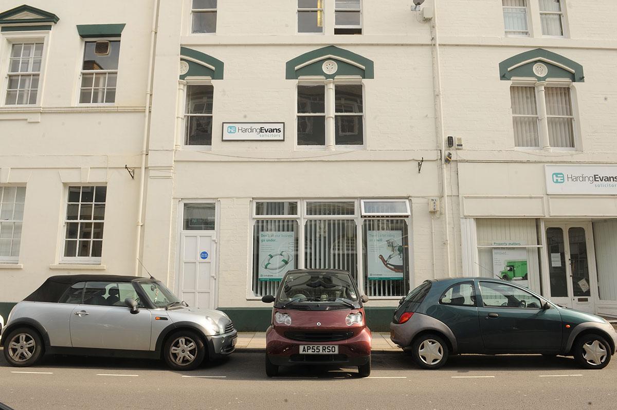 @southwalesargus PIC OF THE DAY 01.04.14: Smart CAR parking in Newport Pic: MARK LEWIS