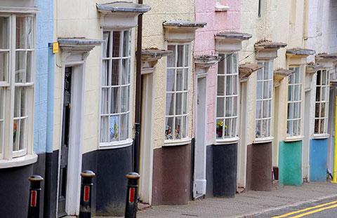 @southwalesargus PIC OF THE DAY: Row of pastel-coloured houses in Chepstow Pic: CHRIS TINSLEY