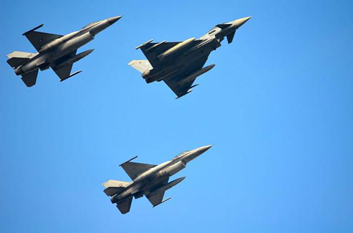Eurofighter from German Air Force and F-16s from the Portugese and Dutch air forces by Ellis Suffield