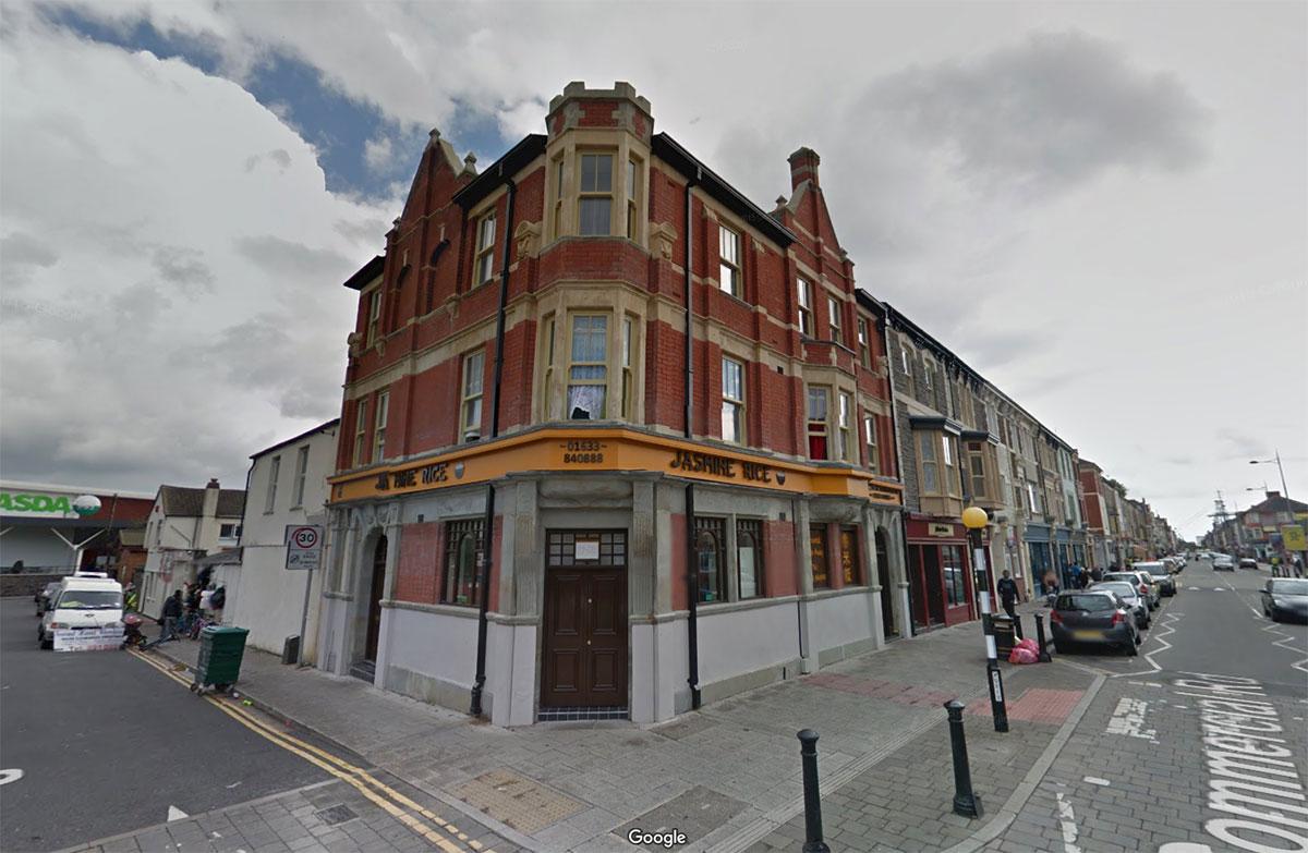 Castle Hotel on the corner of Commercial Street and Tredegar Street in Pill