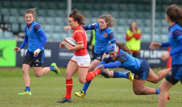 South Wales Argus: RAPID: Bethan Dainton in the 2016 Six Nations
