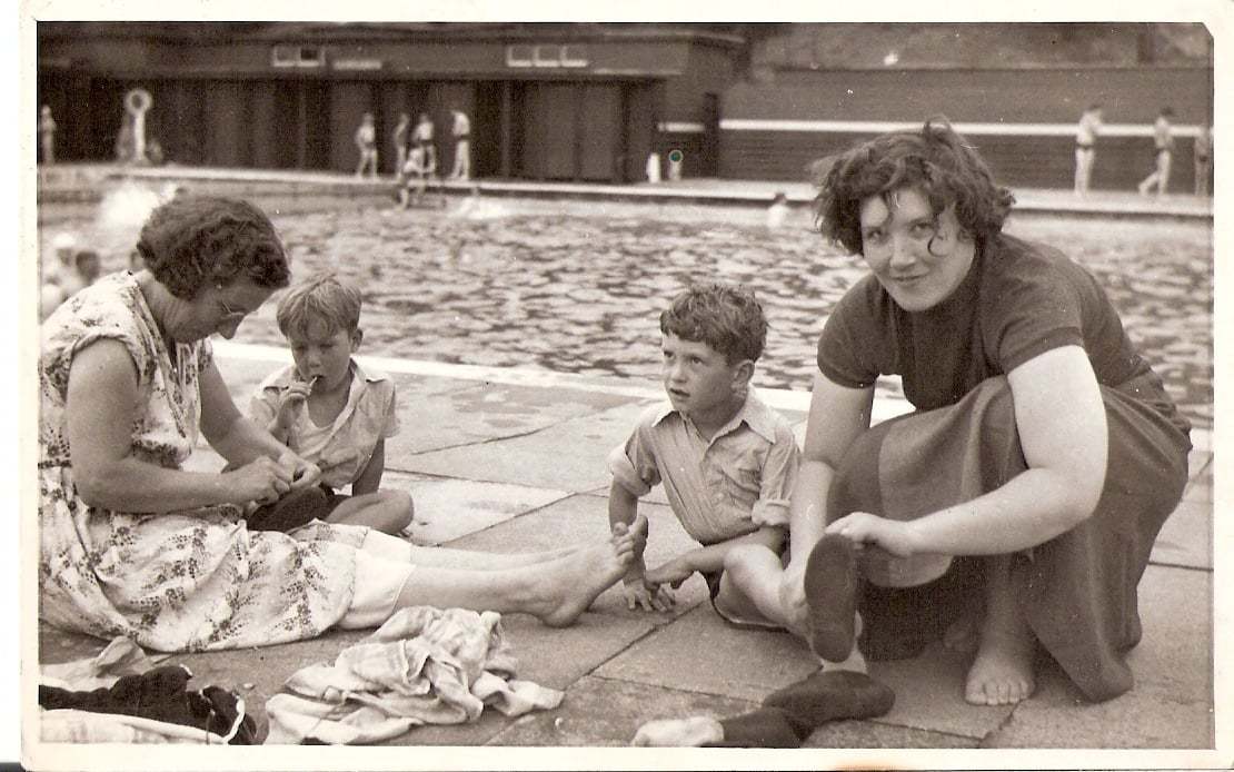 Do you remember spending summer days at Bulmore Lido? - Vimarsana News