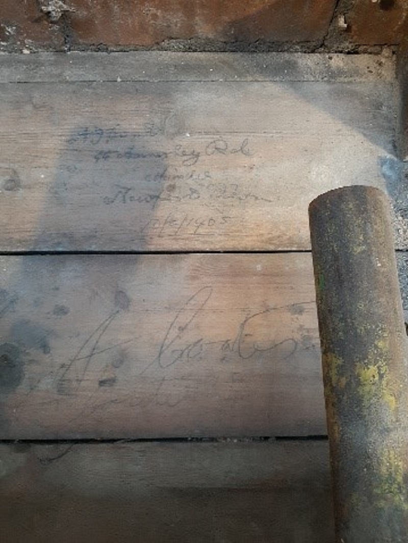 Decorators discovered this inscription from 1905
