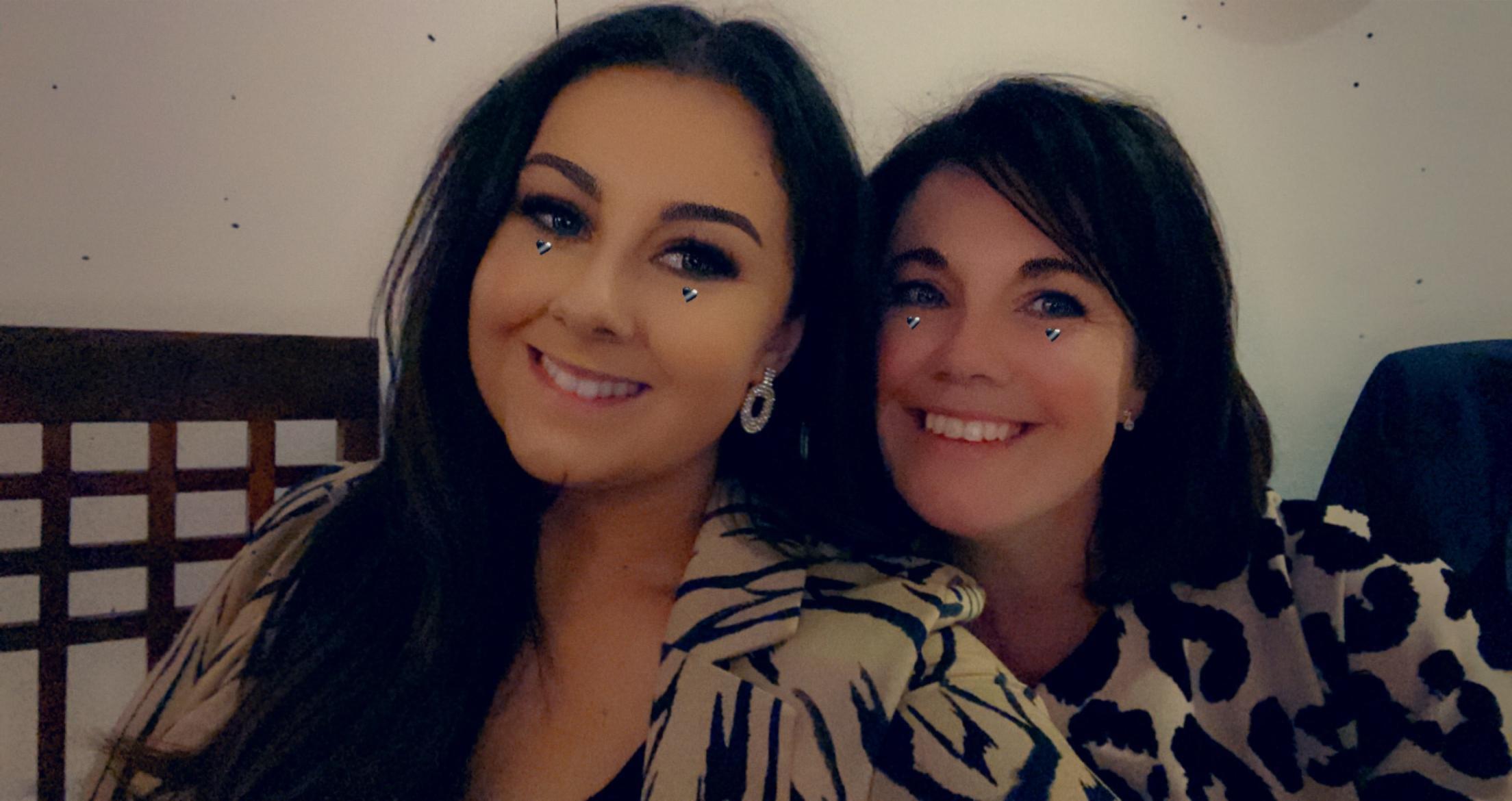 Beth Poole, Newport: Happy Mother’s Day to the best Mum anyone could ask for. Hope you have a lovely day! Thank you for everything! Love you lots