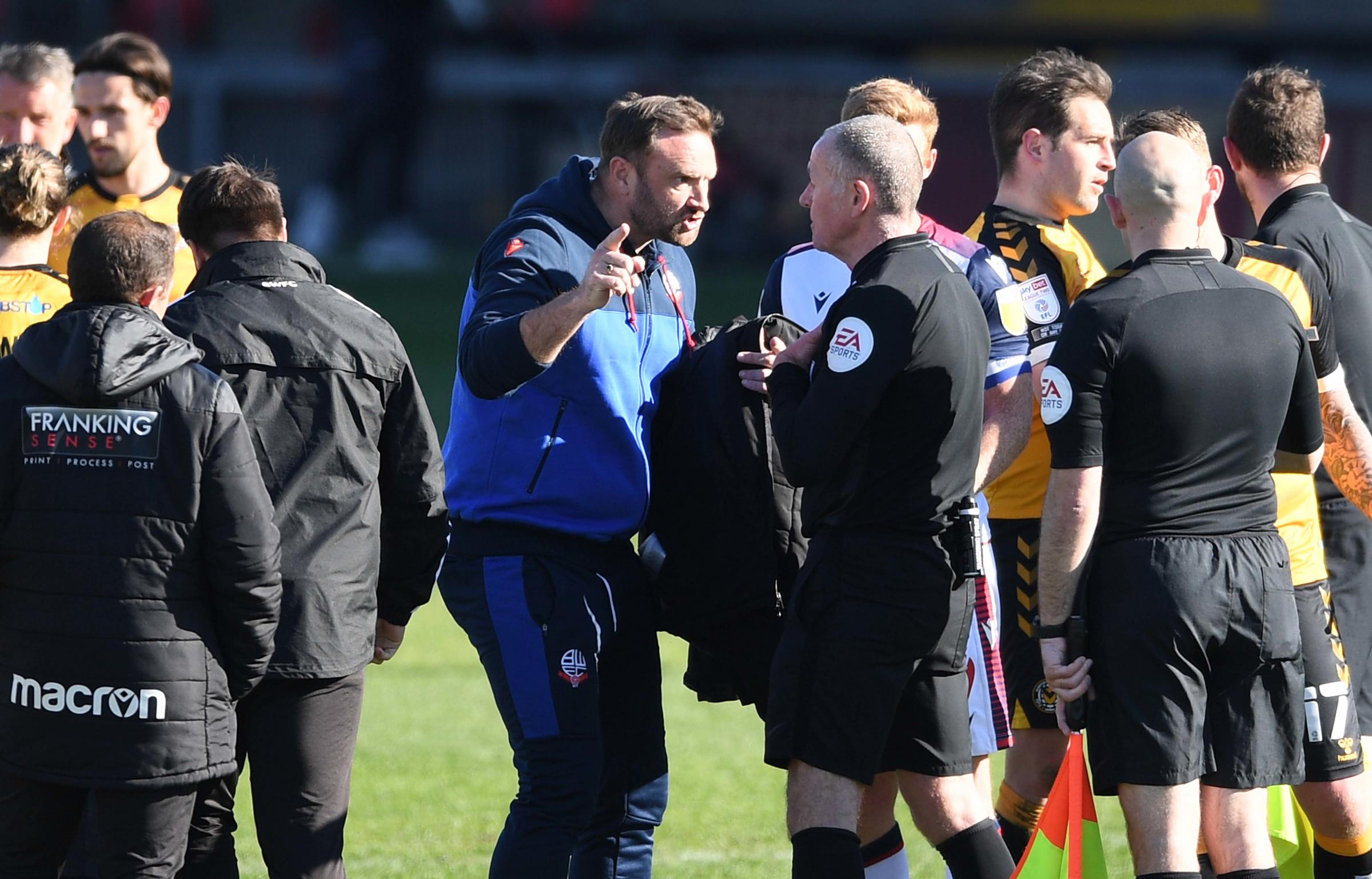 FRUSTRATED: Bolton Wanderers Manager Ian Evatt confronts the referee at the end of the game.