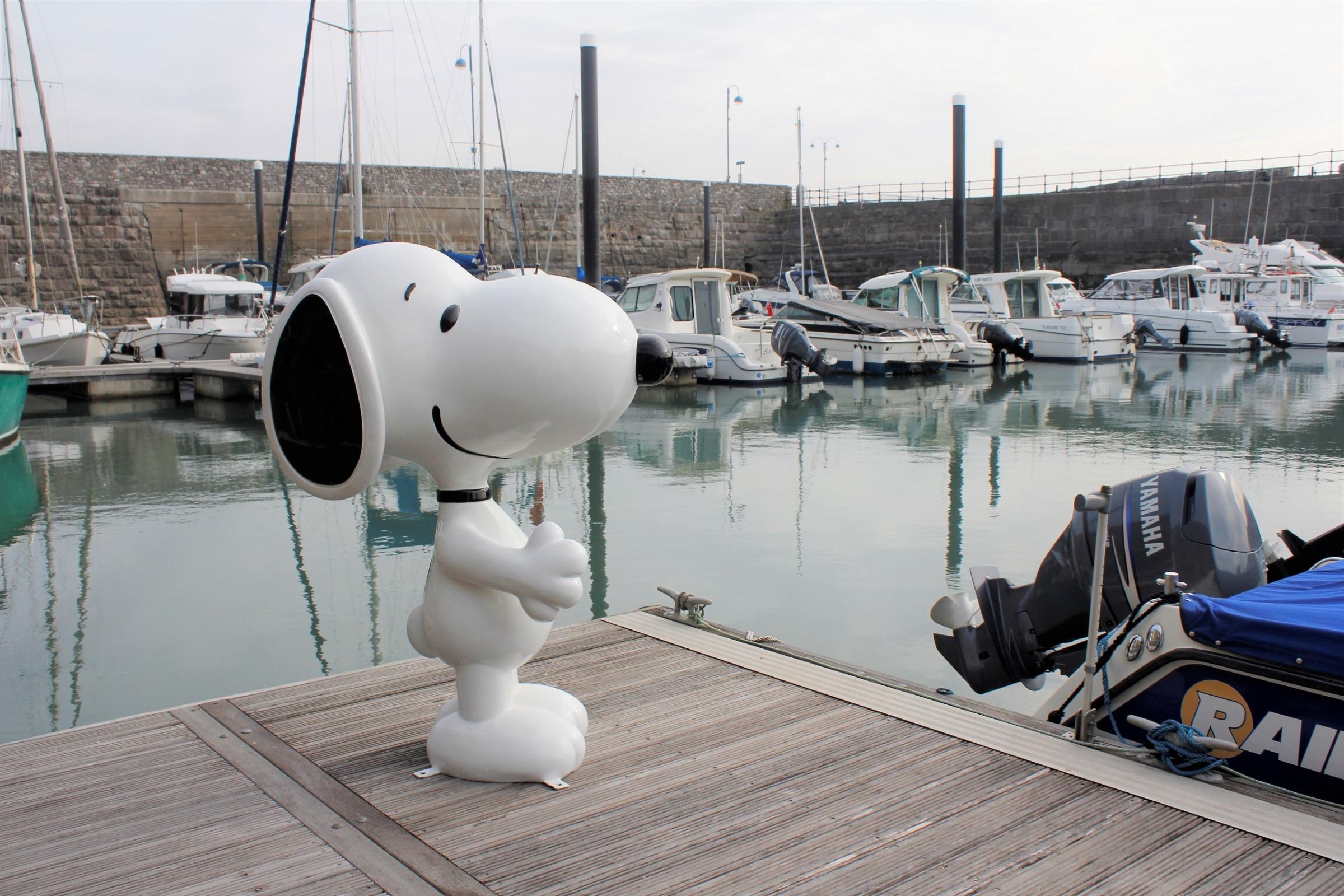 Super-sized Snoopy sculptures heading to Caerphilly next year - Vimarsana News