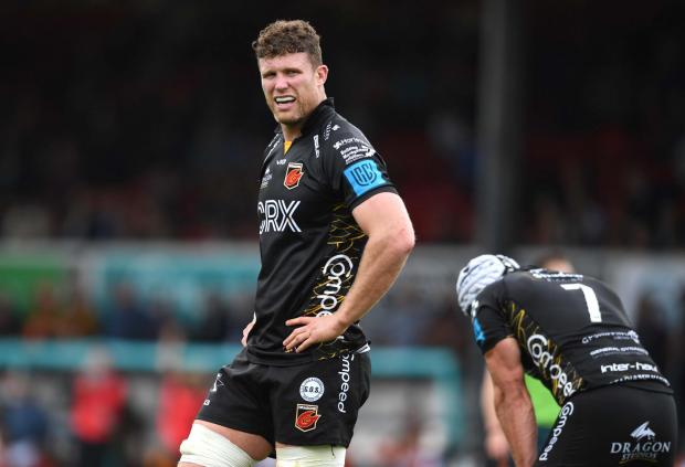 South Wales Argus: Dragons lock Will Rowlands