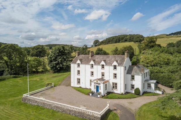 South Wales Argus: Country Mansion (Vrbo)