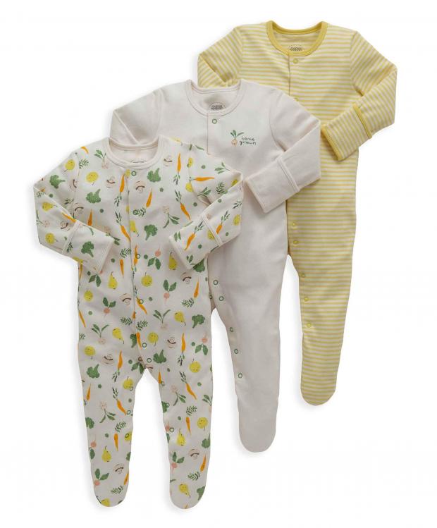 South Wales Argus: Pack of 3 Mamas & Papas pajamas in vegetal cotton jersey.  Image: Moms and dads