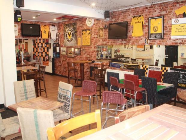 South Wales Argus: Inside Bar Amber (Credit: Sidney Phillips)