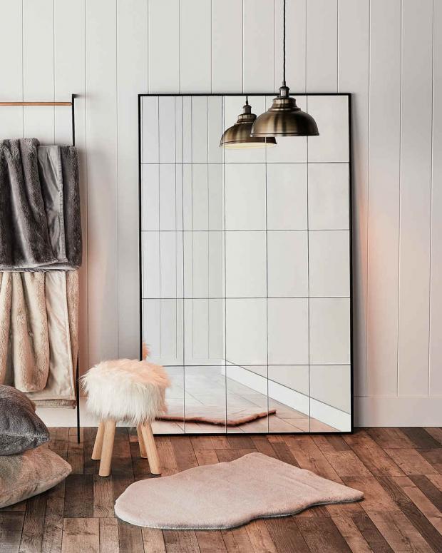South Wales Argus: Large Rectangle Mirror (Aldi)