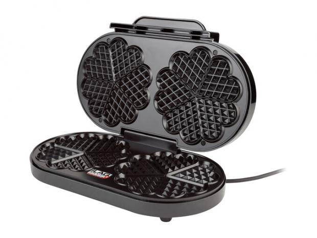 South Wales Argus: Double Waffle-Maker (Lidl)