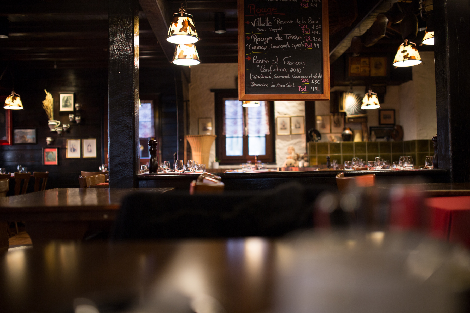 National Pub & Bar Awards: Greyhound Inn, near Usk, named best pub in Gwent - Vimarsana News