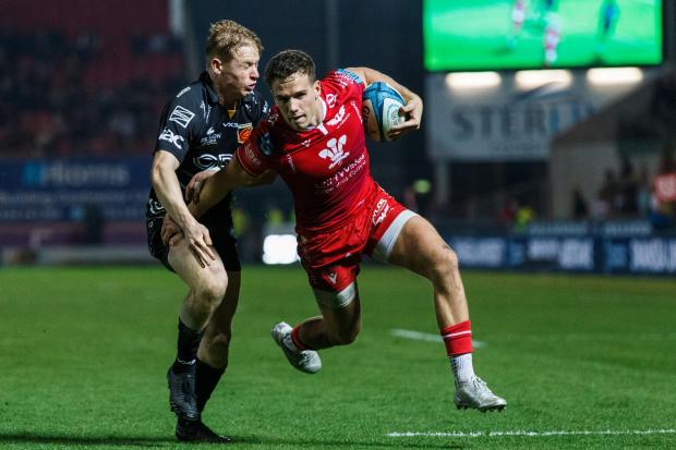 South Wales Argus: TEST: The Scarlets hit the front through Kieran Hardy approaching the hour