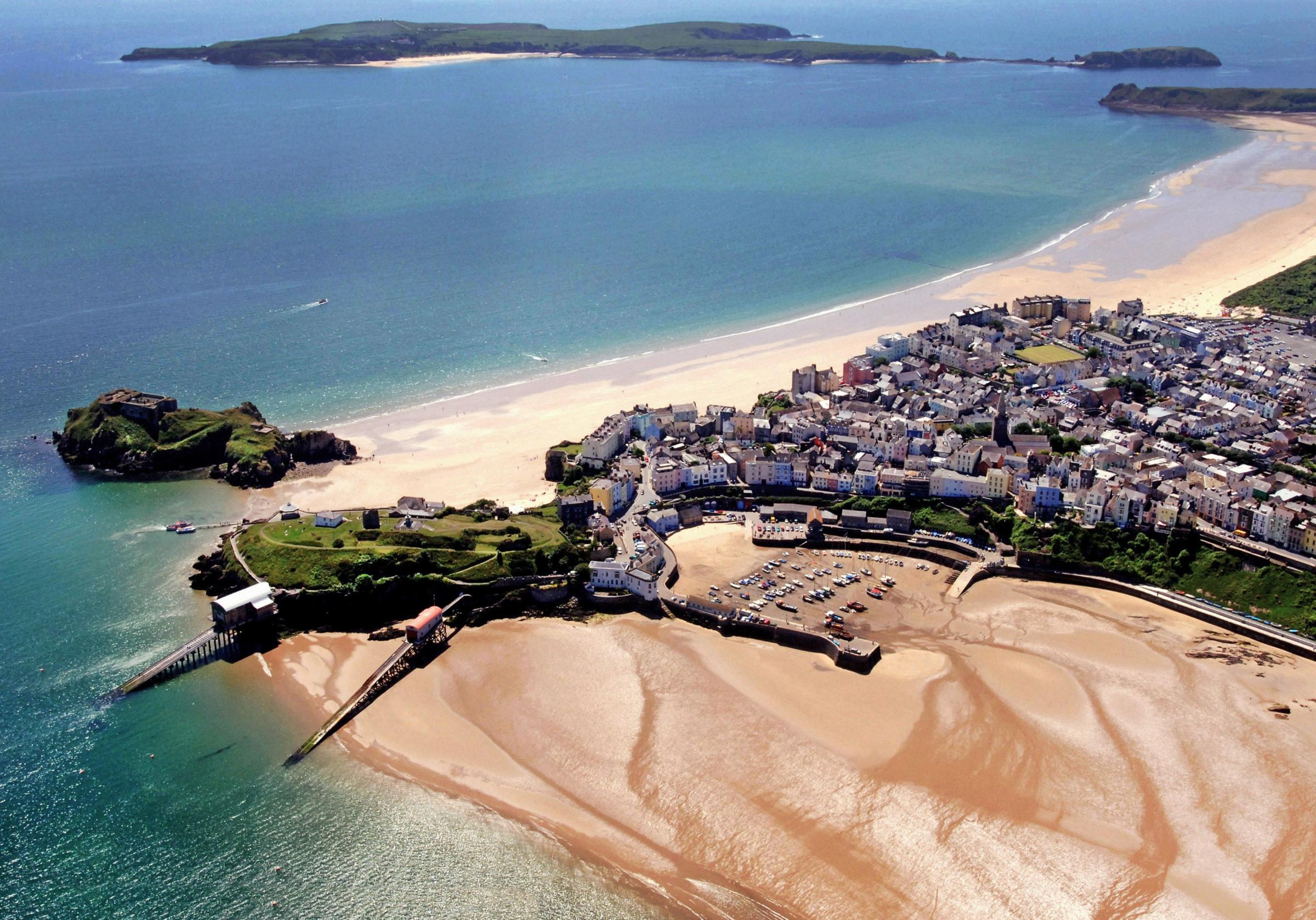Pembrokeshire beaches get Blue Flag awards for exceptional standards - Vimarsana News
