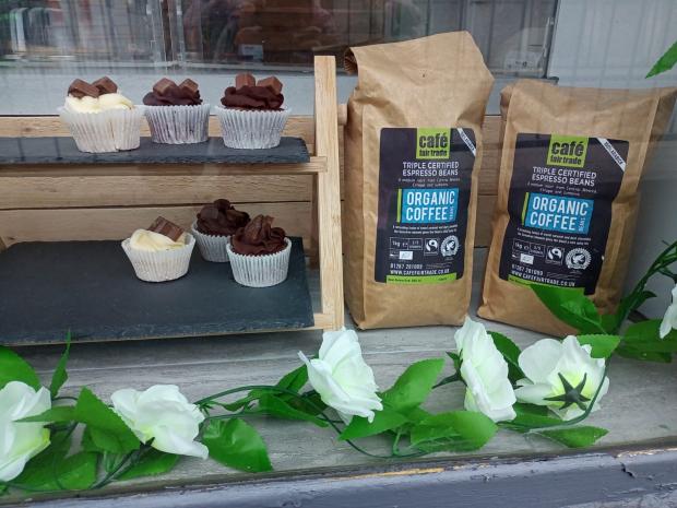 South Wales Argus: Cakes and coffee in Bakehouse Cakes' window display