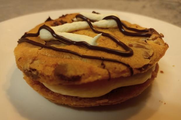 South Wales Argus: White choc ganache and jam cookie sandwich from Cake Lab 