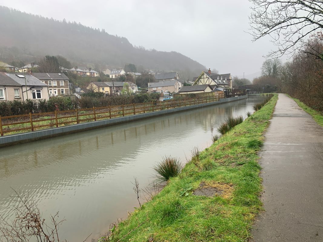 Land at Twyncarn Road, Pontywaun near canal up for auction - Vimarsana News