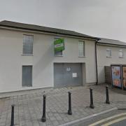Plans have been submitted which could see the former Pontnewydd Inn converted into a One Stop.