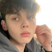 Appeal to find missing Abertillery teen with London links