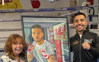 Julie Page (L) painted Lee Selby (R), with the painting to be auctioned as he is admitted to the Welsh Boxing Hall of Fame